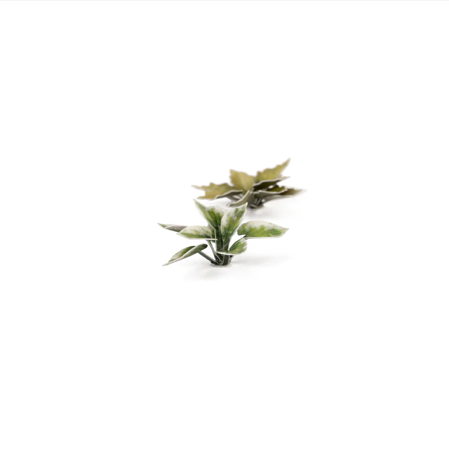 Gamers Grass: Laser Plants - Plantain Lily - Image 6