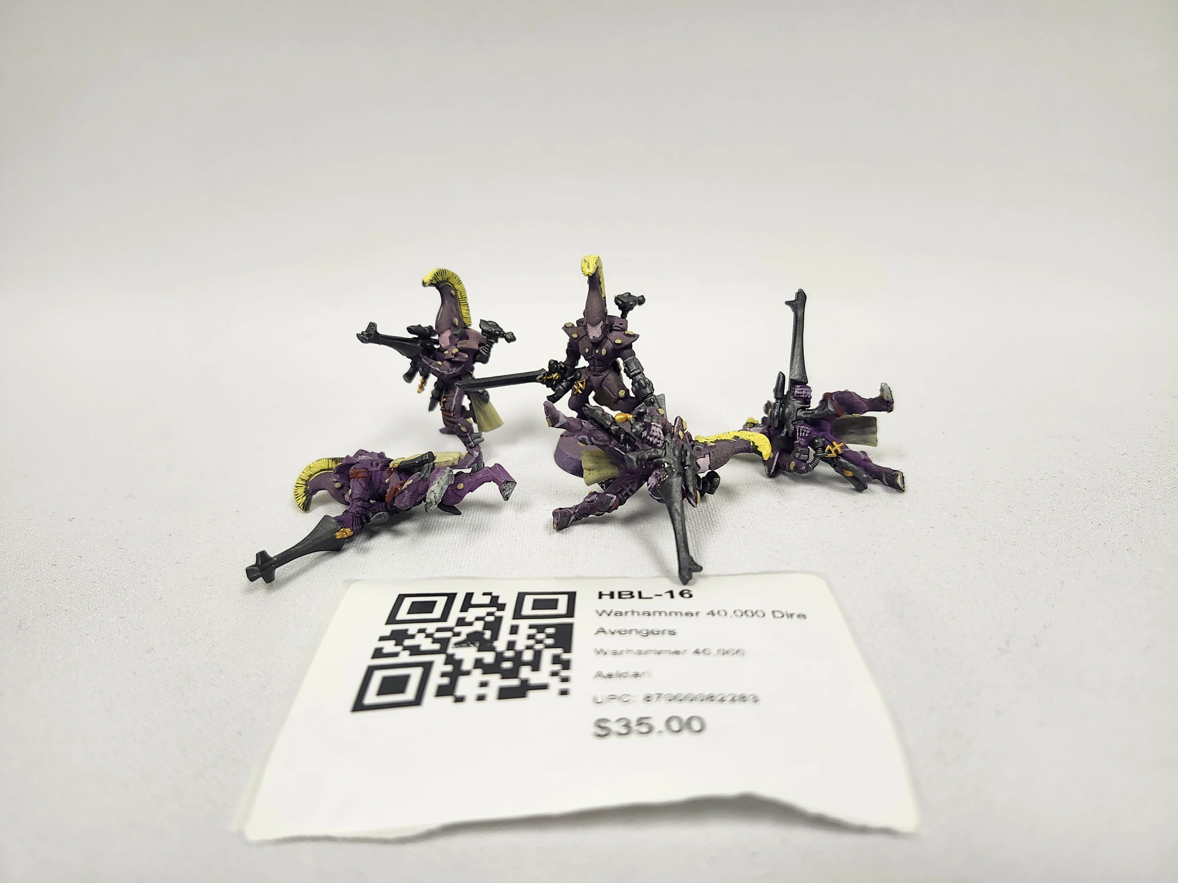 Warhammer 40,000 Dire Avengers HBL-16
